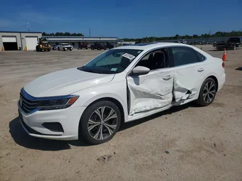 2021 Volkswagen Passat 1VWSA7A37MC004748