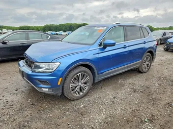 2018 Volkswagen Tiguan 3VV2B7AX6JM134339