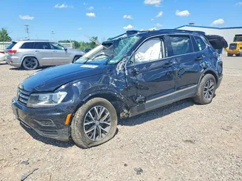 2020 Volkswagen Tiguan 3VV2B7AX5LM140152