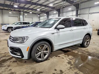 2019 Volkswagen Tiguan 3VV2B7AX5KM058680