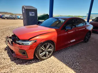 2019 Volvo S60 7JRA22TM0KG000620