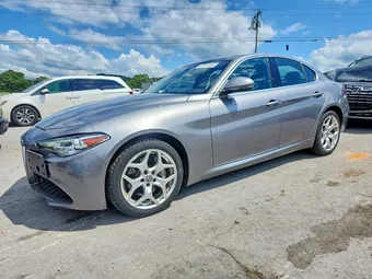 2018 Alfa Romeo ZARFAEEN3J7575832