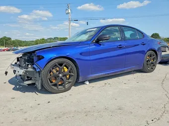 2020 Alfa Romeo ZARFAMBN6L7632459