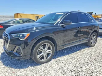 2020 Audi Q3 WA1DECF33L1028051