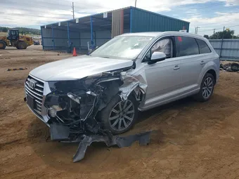 2018 Audi Q7 WA1VAAF75JD015305