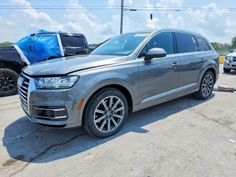 2018 Audi Q7 WA1LAAF70JD003294