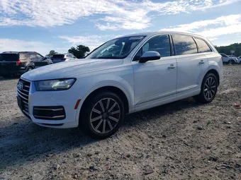 2017 Audi Q7 WA1LAAF74HD006323