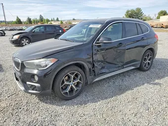 2018 BMW X1 WBXHT3C3XJ5L24548
