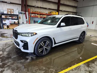 2022 BMW X7 5UXCW2C06N9K98431
