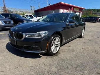 2018 BMW WBA7F2C53JB238489