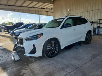 2023 BMW X1 WBX73EF07P5X64308