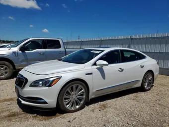 2017 Buick LaCrosse 1G4ZR5SS5HU137623