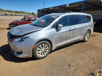 2017 Chrysler Pacifica 2C4RC1BG4HR569482 Lot 49677376