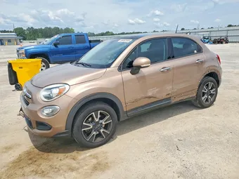 2017 Fiat 500X ZFBCFYAB2HP607498