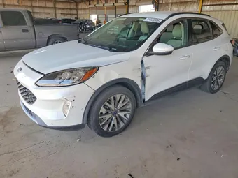 2020 Ford Escape 1FMCU9J95LUB15642
