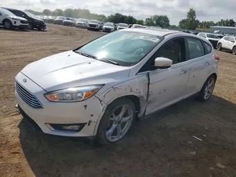 2015 Ford Focus 1FADP3N27FL361215