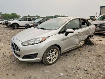 2015 Ford Fiesta 3FADP4BJ4FM122639