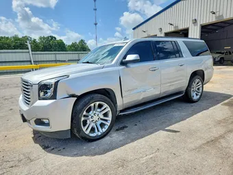 2019 GMC Yukon XL 1GKS2GKC3KR106352