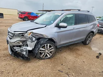 2018 Honda Pilot 5FNYF5H97JB000579