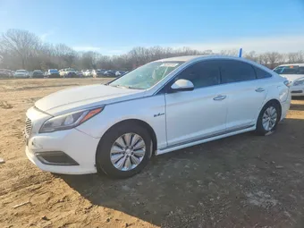 2017 Hyundai Sonata Hybrid KMHE24L15HA047716