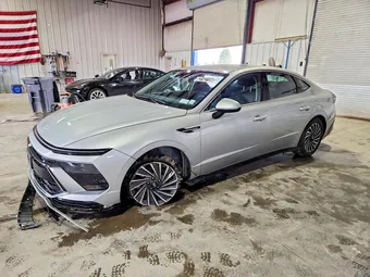 2025 Hyundai Sonata KMHL34JJ4SA104051