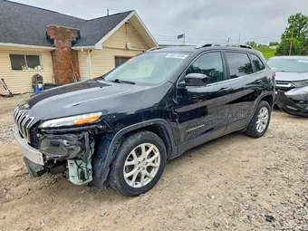 2017 Jeep Cherokee 1C4PJLCB9HD221627 Lot 55611076