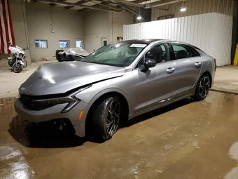 2025 Kia K5 KNAG64J77S5286397