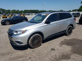 2020 Mitsubishi Outlander JA4AD3A34LJ000708