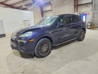 2017 Porsche Cayenne WP1AA2A28HKA87562