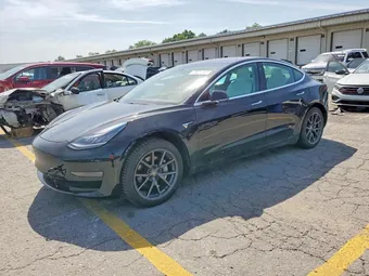 2019 Tesla Model 3 5YJ3E1EAXKF301675