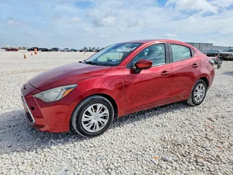 2019 Toyota Yaris 3MYDLBYV8KY521160