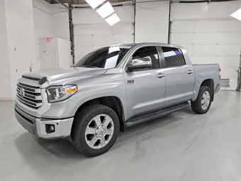 2021 Toyota Tundra 5TFAY5F14MX983871