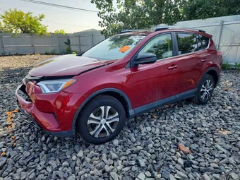 2018 Toyota RAV4 JTMBFREV9JD227309