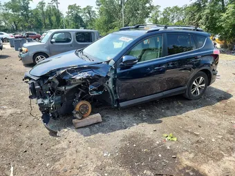 2018 Toyota RAV4 JTMRFREV5JJ737642