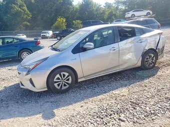 2018 Toyota Prius JTDKBRFU3J3072599