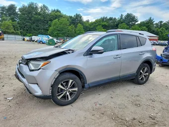 2017 Toyota RAV4 2T3RFREV2HW598503