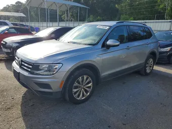 2019 Volkswagen Tiguan 3VV1B7AXXKM113507