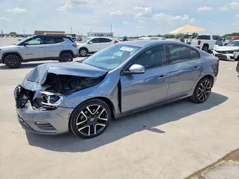 2017 Volvo S60 YV126MFL3H2435105