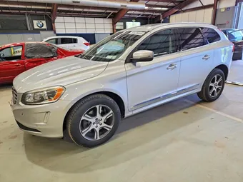 2015 Volvo XC60 YV4902RK5F2755548