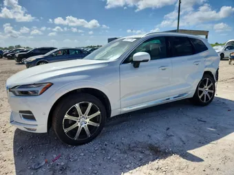 2019 Volvo XC60 LYV102DL8KB233831
