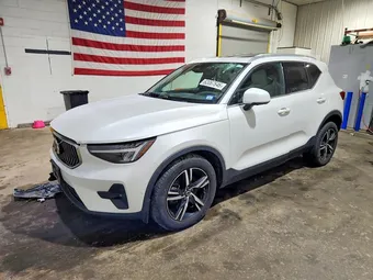 2023 Volvo XC40 YV4L12UNXP2953175