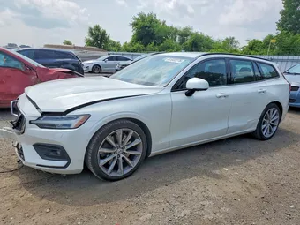 2019 Volvo V60 YV1A22SK8K1010534