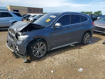 2017 BMW X1 WBXHT3Z35H4A56101