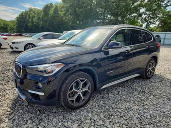 2016 BMW X1 WBXHT3C35GP886418
