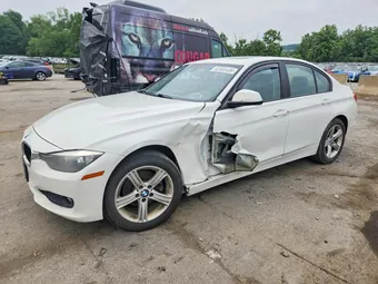 2015 BMW 3 Series WBA3C3G50FNS75688