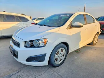 2016 Chevrolet Sonic 1G1JA5SH0G4126324