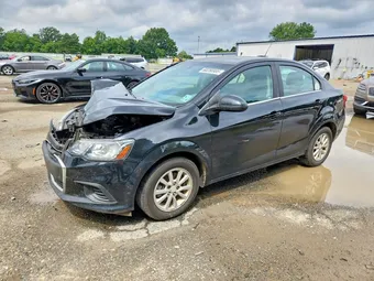 2018 Chevrolet Sonic 1G1JD5SH6J4120168