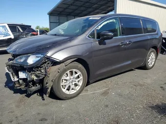 2023 Chrysler Voyager 2C4RC1CG2PR520102