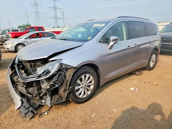 2017 Chrysler Pacifica 2C4RC1BG8HR823839