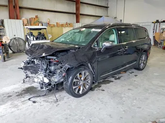2017 Chrysler Pacifica 2C4RC1GGXHR762910 Lot 57888406